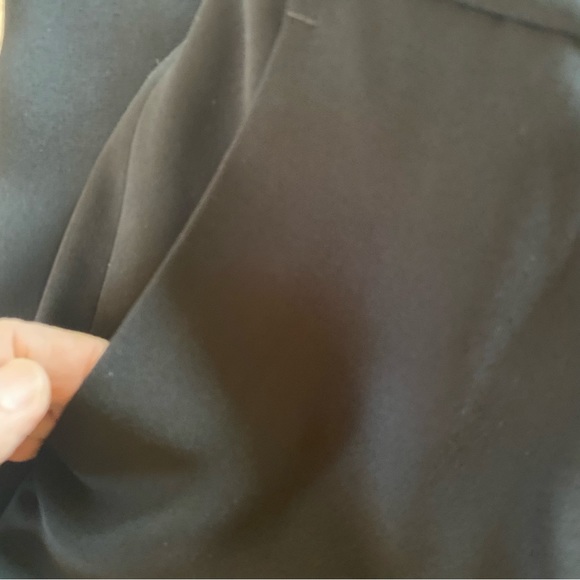 J Crew black crepe tapered pant EUC - Picture 10 of 11